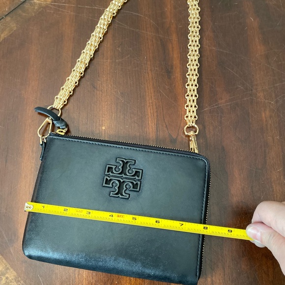 Tory Burch Black Leather Wristlet with Gold Chain - Picture 7 of 10